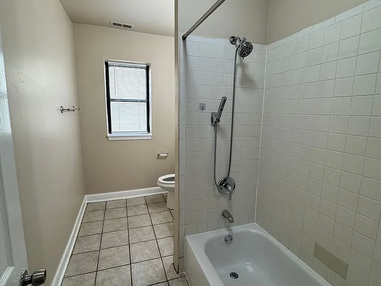 4840 W Adams St #2 — Photo 2