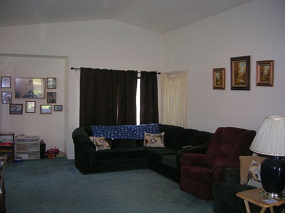 4th image of 1512 Mill Creek Way
