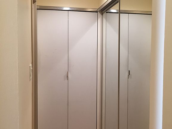 Mirrored door closet