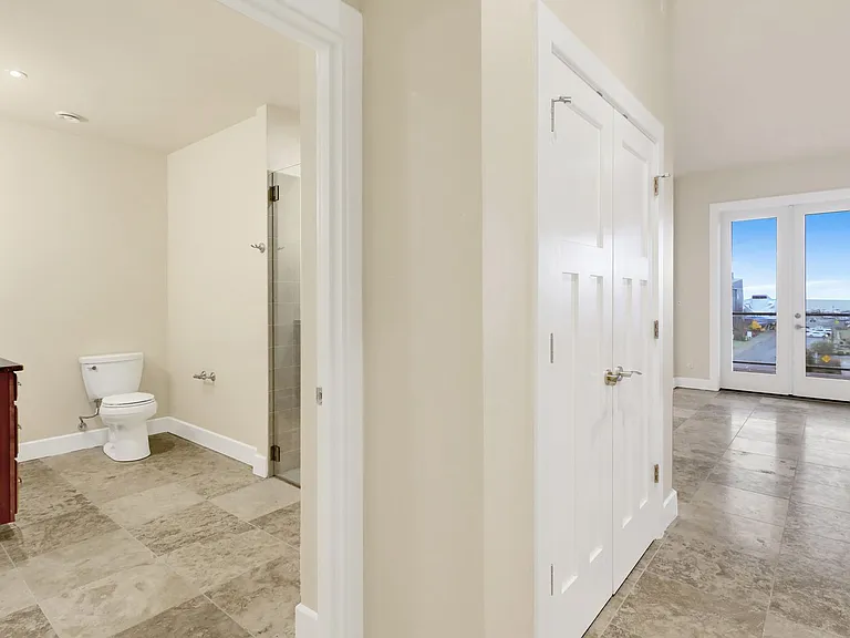 1203 W Holly St — Photo 18