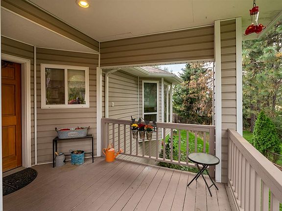 4th image of 5502 N Rockview Ln