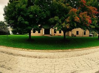 6454 Brandywood Trl, Sun Prairie, WI 53590