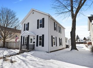 106 S Ijams St, Garrett, IN 46738