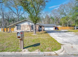 1200 Edgewood Cir, Lufkin, TX 75904