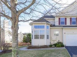 50 Crossbar Rd, Medford, NY 11763