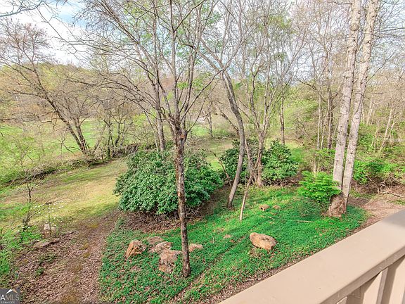 3rd image of 742 Beaver Run Rd #16