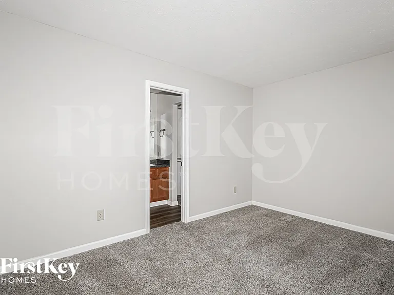 2287 Cedarmill Dr — Photo 8