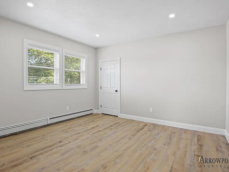 1 Manor Dr — Photo 26