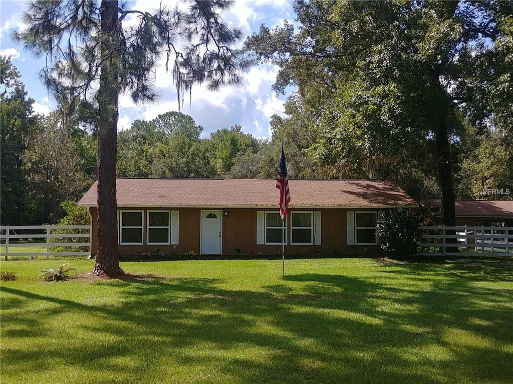 22240 Blue Creek Lodge Rd, Astor, FL 32102 Zillow
