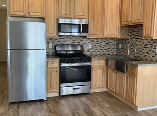 1050-1052 W 57th St, Los Angeles, CA 90037