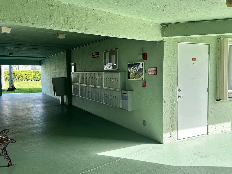 3000 Springdale Blvd #V110 — Photo 2