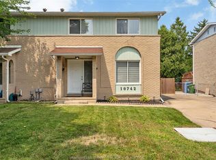 10742 Atwater Cres, Windsor, ON N8R1N6