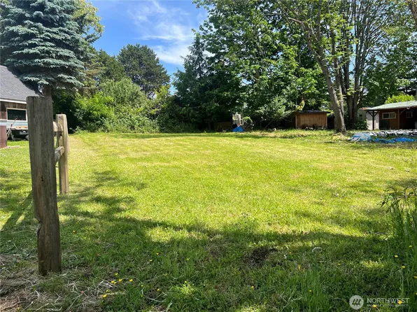 616 Mallard Lane, Point Roberts, WA 98281