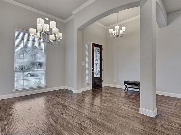3rd image of 623 Paint Creek Ct