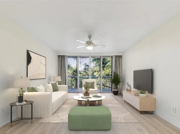 529 E Sheridan Street #306, Dania Beach, FL 33004