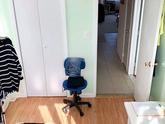 5th image of 3724 Laurel Ave #2A