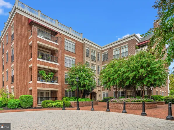 600 2nd St APT 304, Alexandria, VA 22314