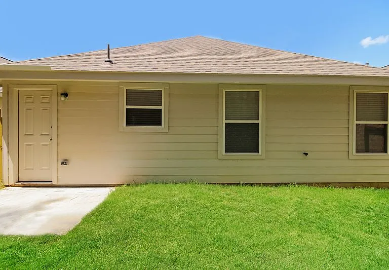 14012 Lahontan Dr — Photo 11