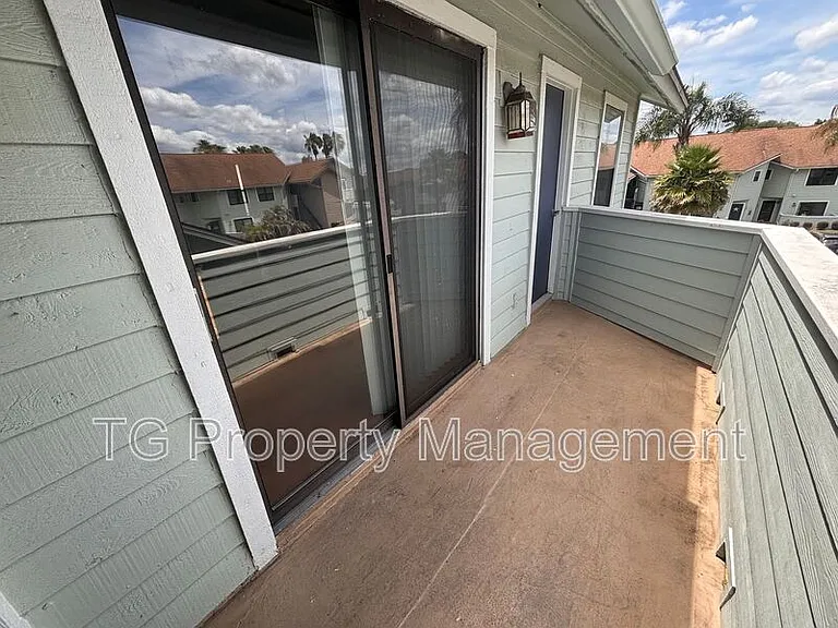 154 Governor St — Photo 21
