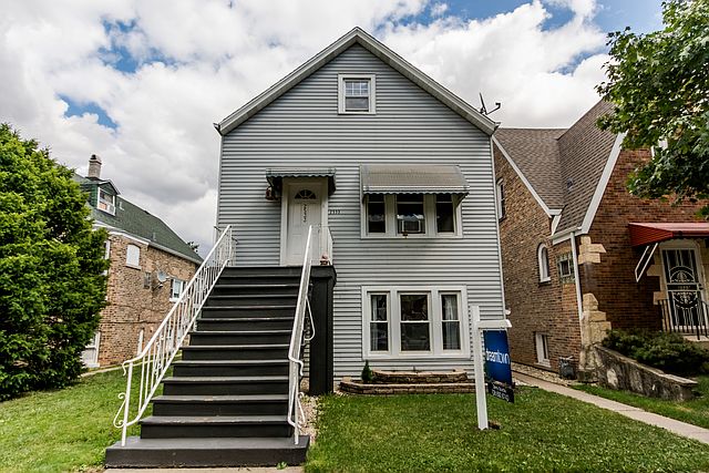 1st image of 2533 Gunderson Ave