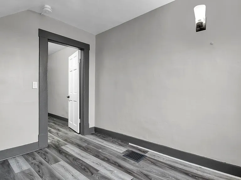 168 Chittenden Ave — Photo 31