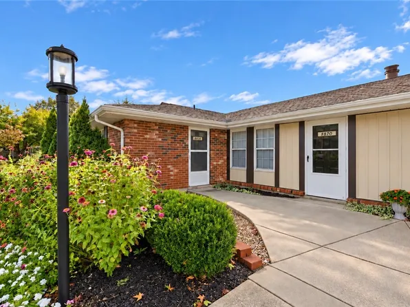 8838 Washington Colony Dr, Dayton, OH 45458