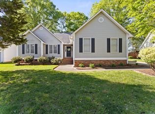 103 Flagstar Ct, Fountain Inn, SC 29644