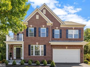 409 Madison Manor Ct, Herndon, VA 20170