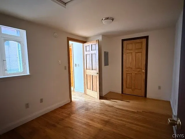 1 bed, 1.0 bath, 1000 sqft, $900 — Photo 4
