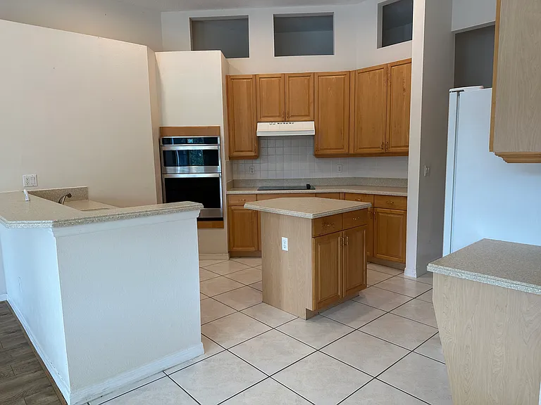8837 Oak Landings Ct — Photo 4