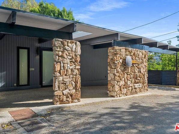 2775 Rinconia Dr, Los Angeles, CA 90068