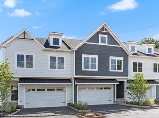 232 South St #A2-2, New Providence, NJ 07974
