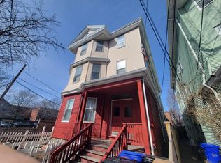 58 Aspinwall Ave #1B, Brookline, MA 02446