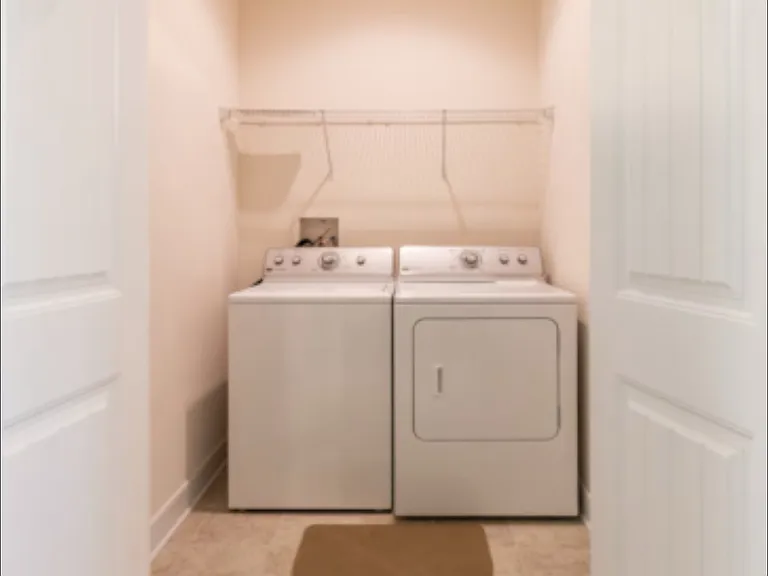 21235 Catalina Cir — Photo 29