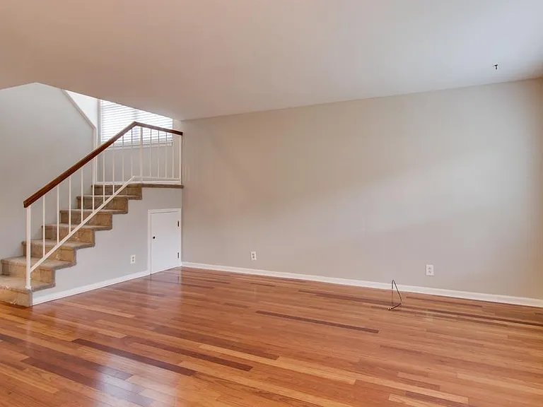 810 Bellevue Rd #218 — Photo 8