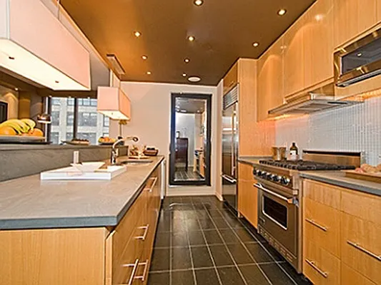 Sold by Sotheby's International Realty | media 31