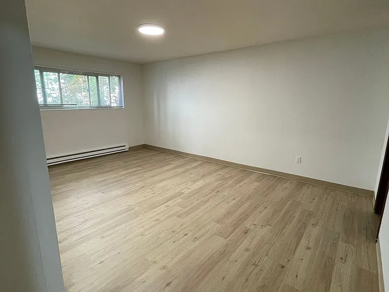 Franklin Apartments — Photo 21