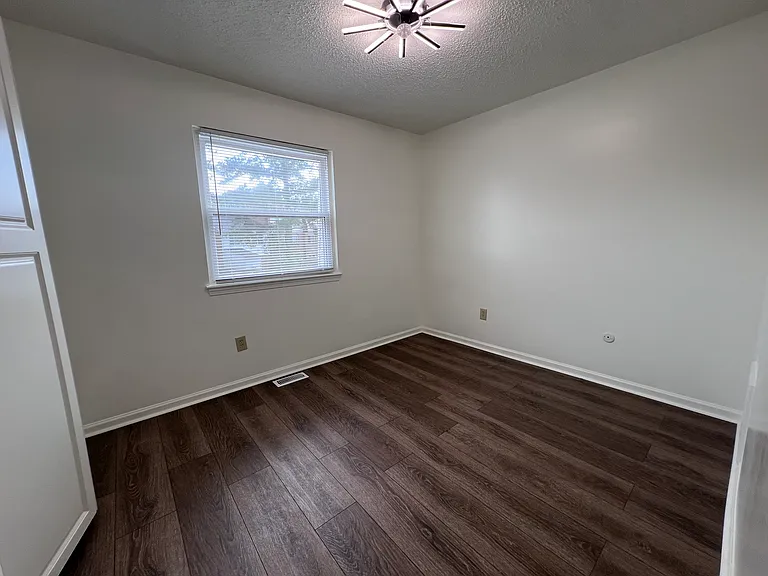 874 Jamestown Landing Rd — Photo 26