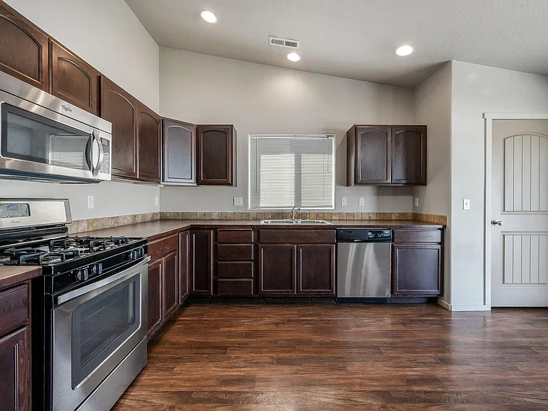 6933 N Fast Hawk Ln — Photo 11