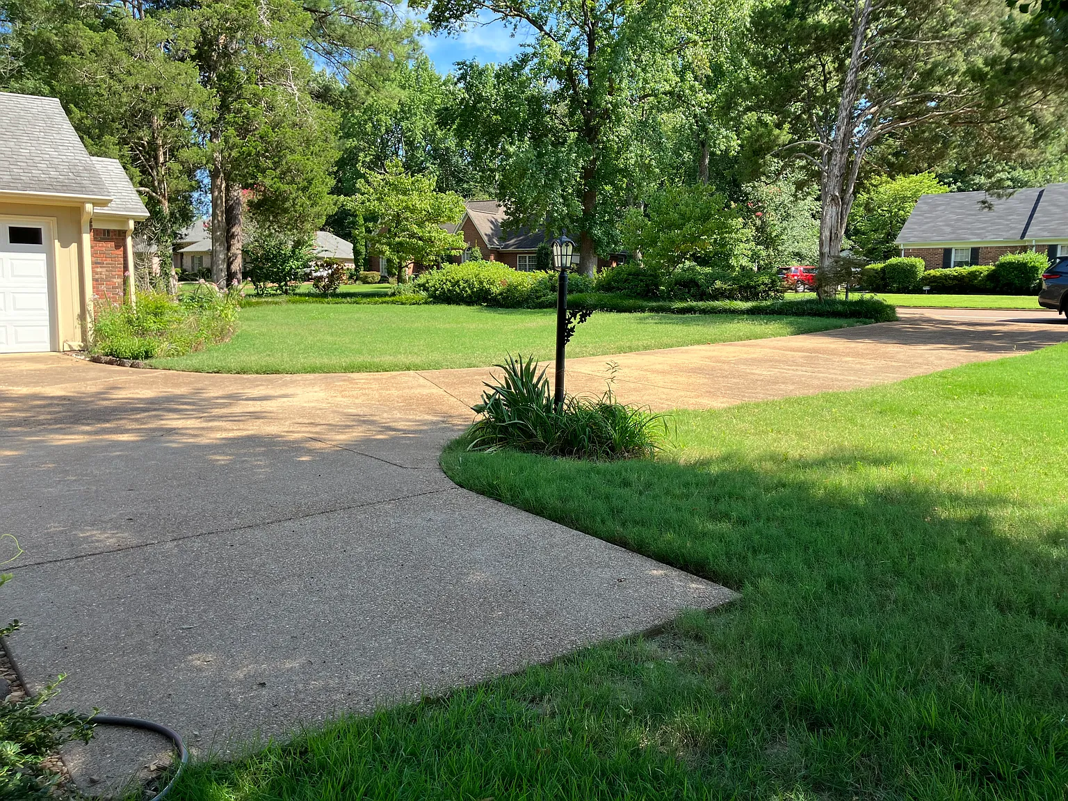 3 bed, 1783 sqft, $2,450 — Photo 2