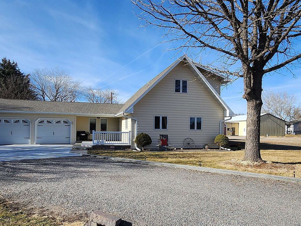 1st image of 236 W GROVE