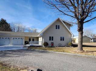 236 W Grove St, Hershey, NE 69143
