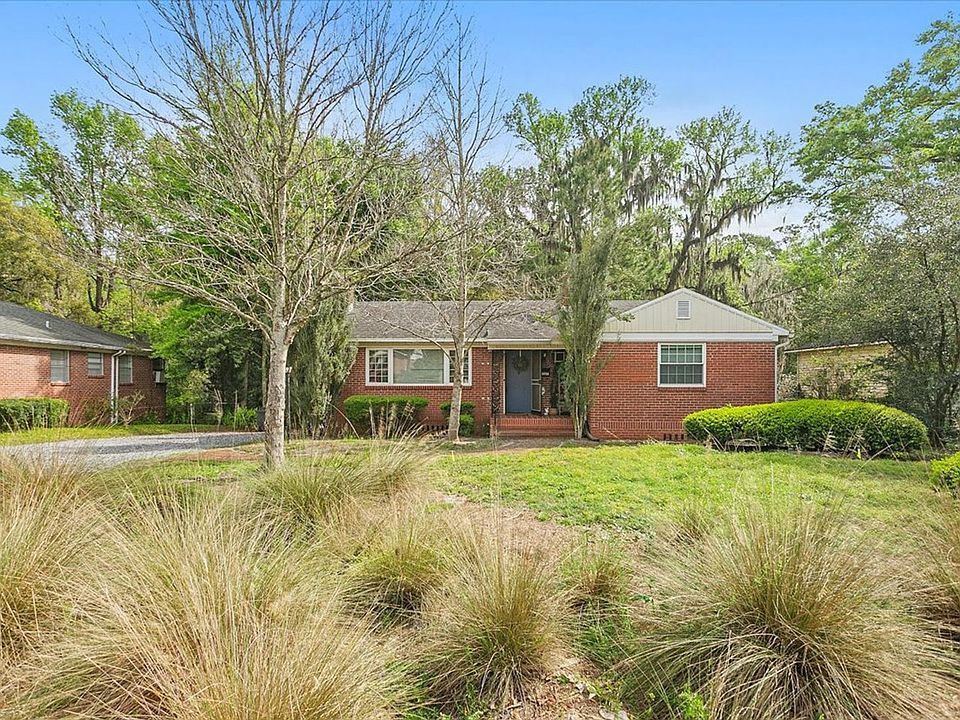 1st image of 4527 Peachtree Cir E
