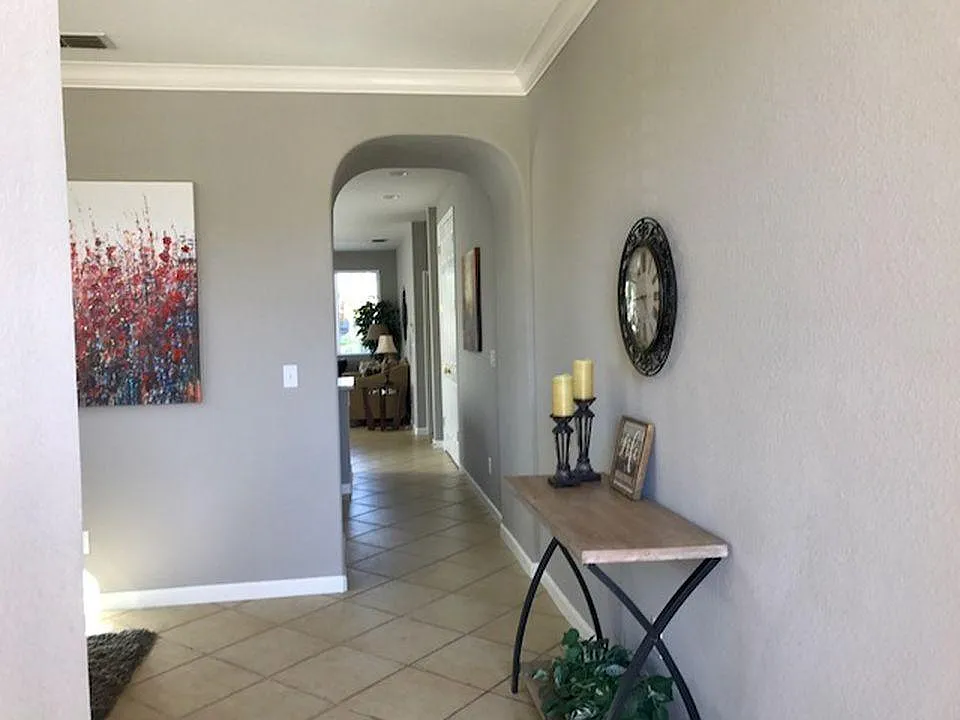 5796 Bridgecross Dr — Photo 2