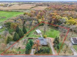 W8133 Creek Rd, Delavan, WI 53115