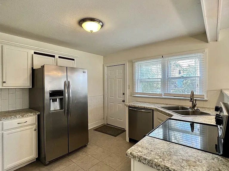 1510 Zinc Plant Rd — Photo 6