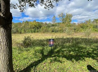 4453 Market Pl, Flint, MI 48506