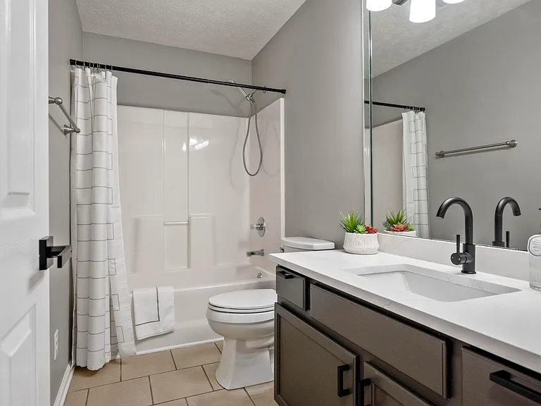 4016 Kenesaw Dr — Photo 44