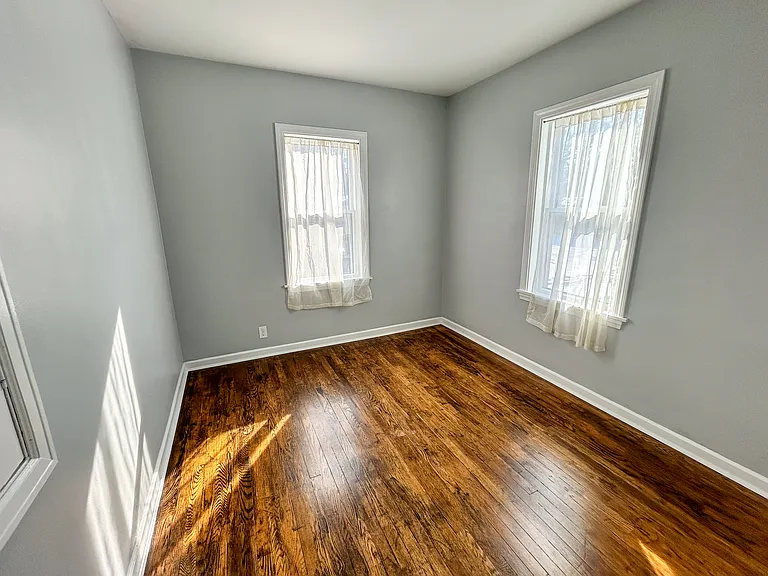 5846 N Keystone Ave — Photo 22