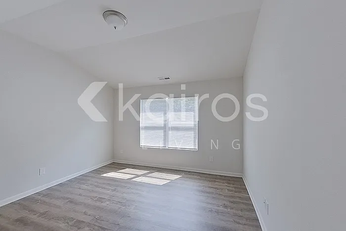 1699 Amberlight Cir — Photo 12
